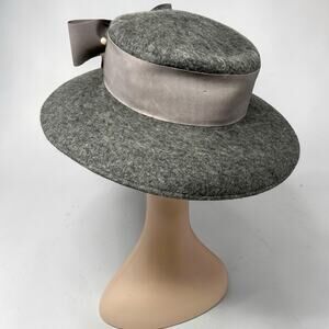 1960s Gray Wool Halo Hat Back Bow Faux Pearl Hat Pin Jackie O Mid Century